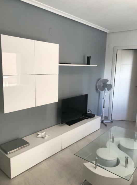 Modern Beach Apartment تورّيفيِخا المظهر الخارجي الصورة